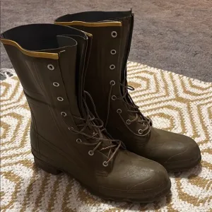 LaCrosse outdoorsman rubber insulated boots