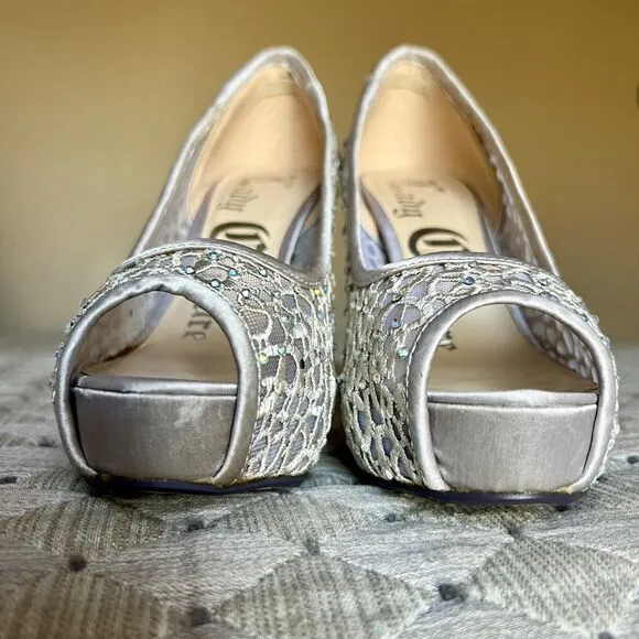 Lady Couture Ivy Peep Toe Silver Lace Mesh Stiletto Heels NIB Women’s EU 38 US 7