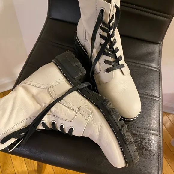 Leather shoes