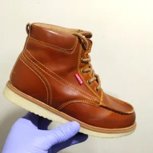 Levi's Boy's Brown Synthetic upper Boots Kids - 2, Good Condition Back to School