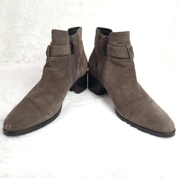 Like New! Aquatalia Ankle Boots 8.5
