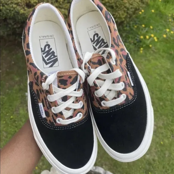 Limited Vans  Suede Old Skool Shoes Leopard | M 5.5 - W 7