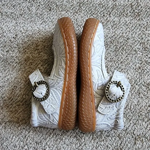 Livie &amp; Luca Clove Mary Jane Shoes