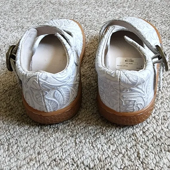 Livie &amp; Luca Clove Mary Jane Shoes