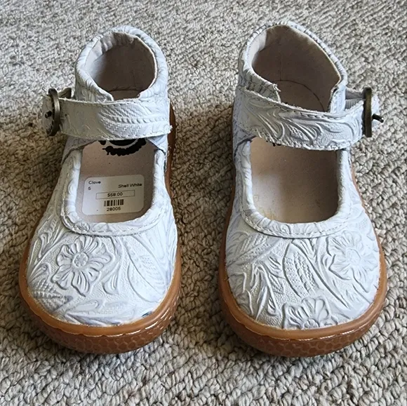 Livie &amp; Luca Clove Mary Jane Shoes