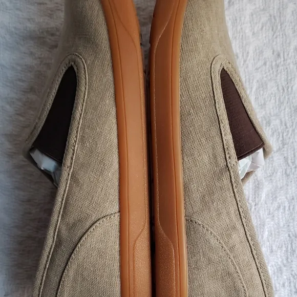 Livie &amp; Luca ridge boys shoes Brand New size 1Y