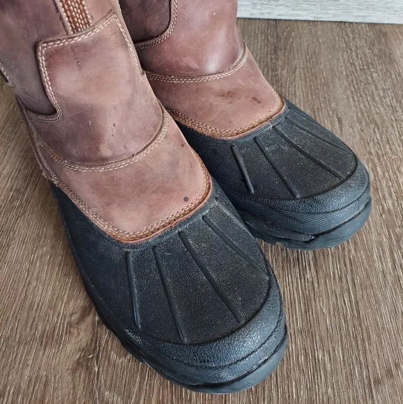 L.L. Bean Brown Leather Chelsea Boots with Rubber Sole