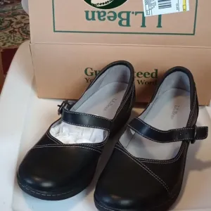 LL Bean market Street casual black women shoes size 9.5