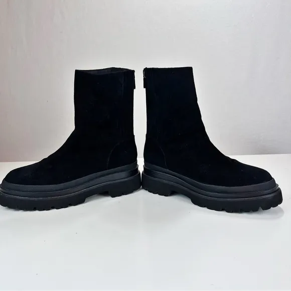 Lola Cruz Pruga Black Suede Boots Size 38 Black Suede Lug Sole Chunky Retro
