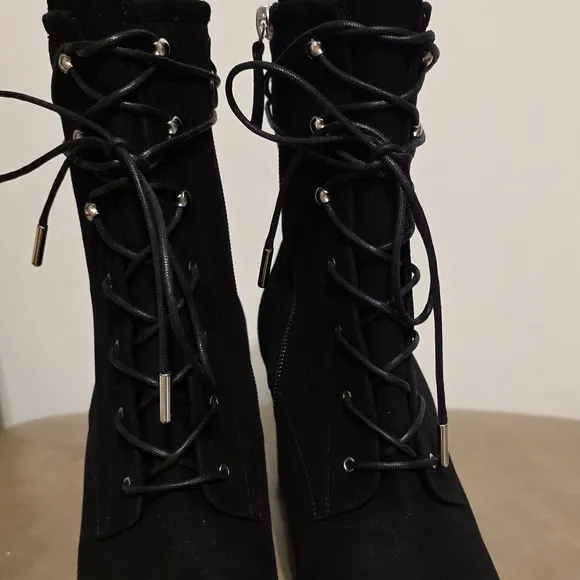 Longcamp  Block Heel Blak Suede Size 37 740$ New