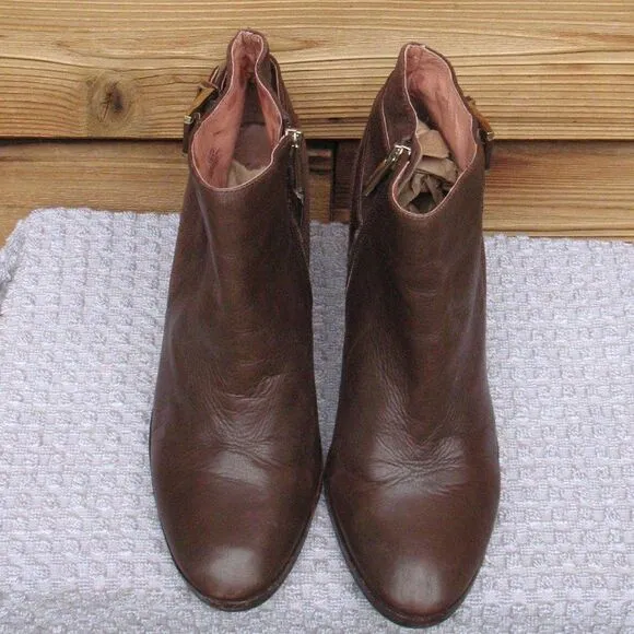 Louise et Cie  Womens 10 Brown Ankle Boots