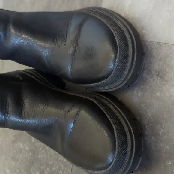 Lucky Brand Ellerey Chunky Chelsea Boot Black 6.5 streetwear casual punk hip