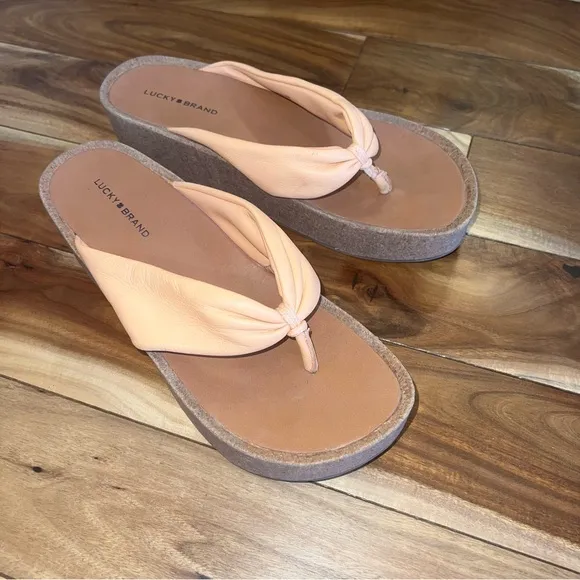 Lucky Brand Lellina platform sandals
