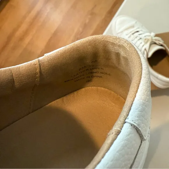 LUCKY BRAND WHITE LEATHER SNEAKERS SIZE 8