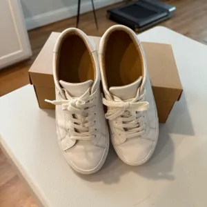 LUCKY BRAND WHITE LEATHER SNEAKERS SIZE 8