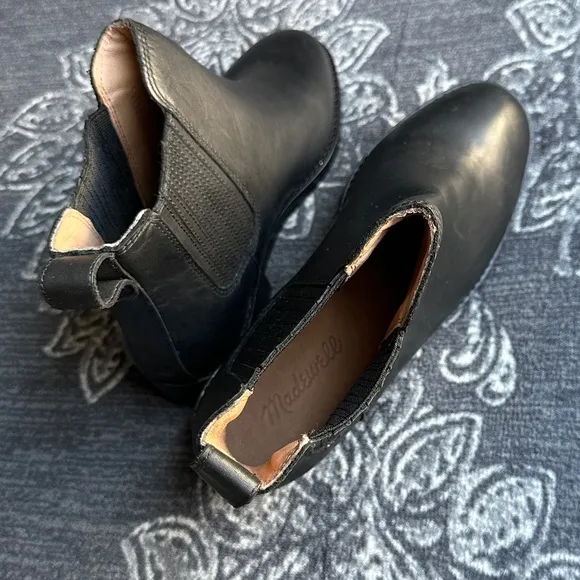Madewell The Ainsley Chelsea Boot in Black Size 6