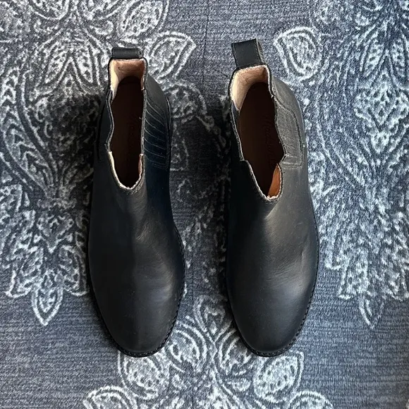 Madewell The Ainsley Chelsea Boot in Black Size 6