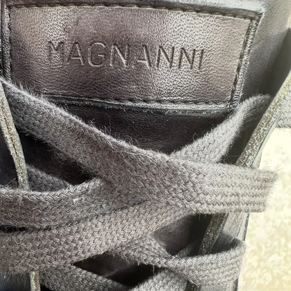 MAGNANNI AMADEO LEATHER SNEAKERS