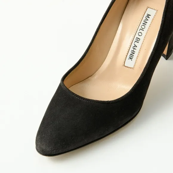 Manolo Blahnik Brown Suede Pumps