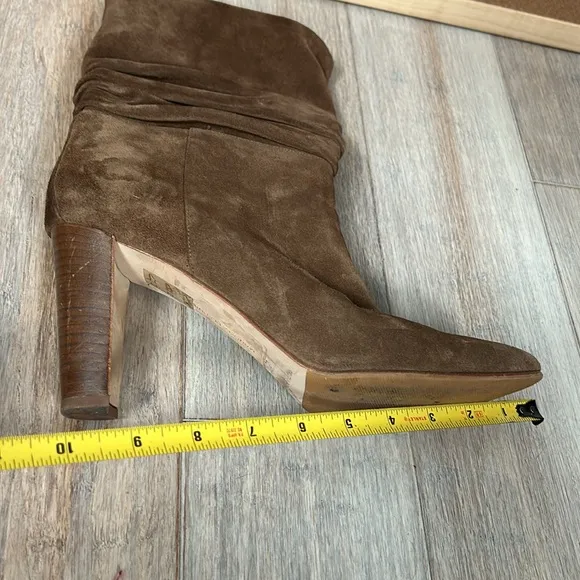 Manolo Blahnik Suede boots size 10 Hand Made in Italy