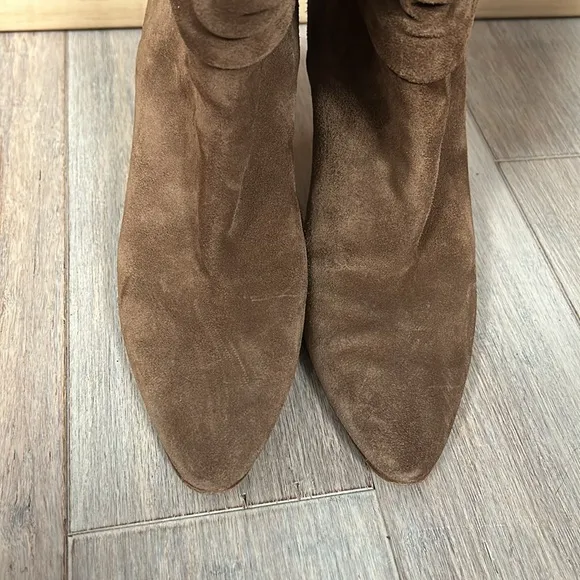 Manolo Blahnik Suede boots size 10 Hand Made in Italy
