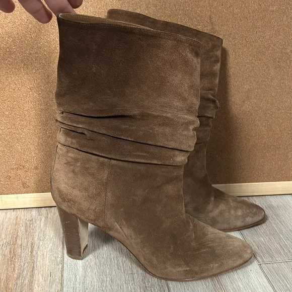 Manolo Blahnik Suede boots size 10 Hand Made in Italy