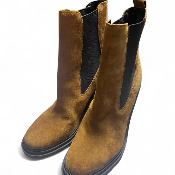 Marc Fisher Genuine Cognac Suede Platform boots! Size 8