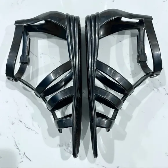 MARC JACOBS | Rubber Gladiator Jelly Sandals in Black | Size 7 | IT 37
