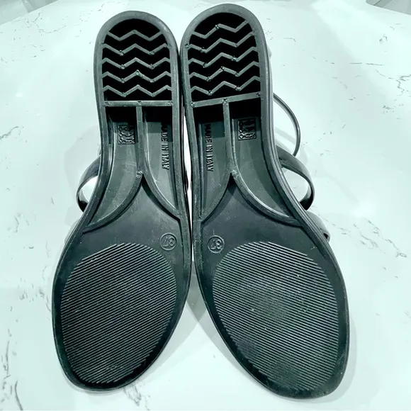MARC JACOBS | Rubber Gladiator Jelly Sandals in Black | Size 7 | IT 37