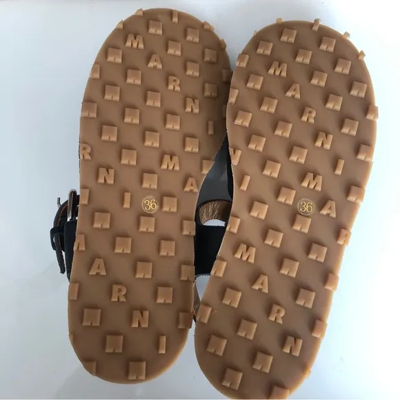 Marni Fussbett leather sandals 36 (US 5.5)