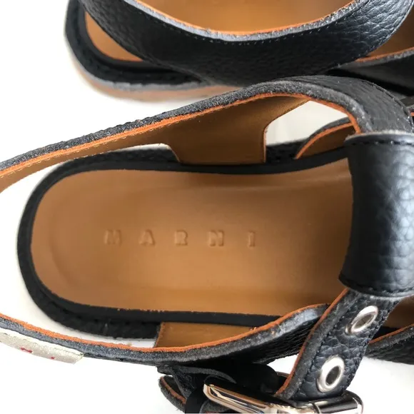 Marni Fussbett leather sandals 36 (US 5.5)