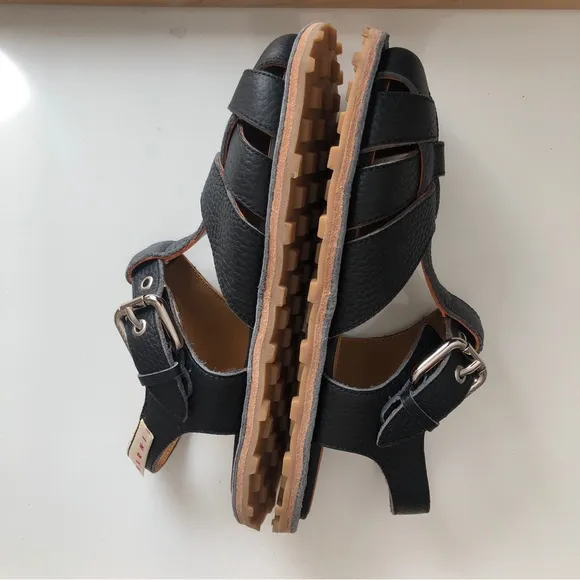 Marni Fussbett leather sandals 36 (US 5.5)