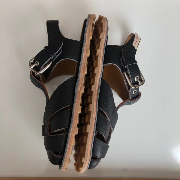 Marni Fussbett leather sandals 36 (US 5.5)