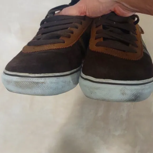 Men's DVS Milan 2CT Brown Skateboard Shoes Size 10 Medium EUC