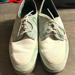 Men's Green &amp; Cream Suede Shoes