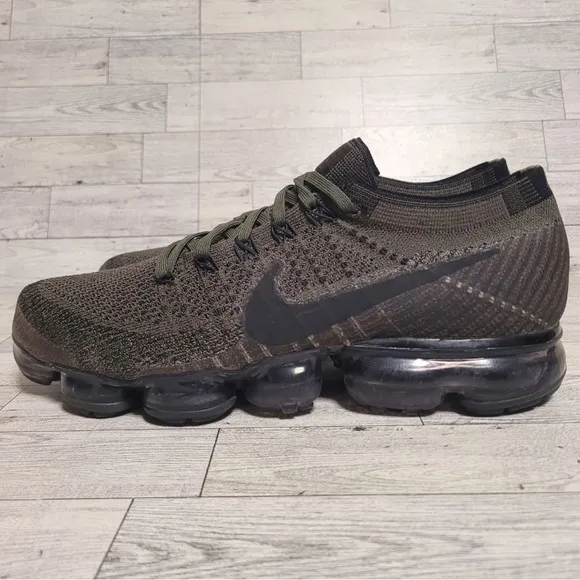 Men's Nike Air Vapormax Cargo Khaki &amp; Black Athletic Sneakers Shoes Size 9.5