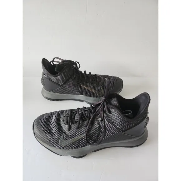 Men's Nike Lebron Witness IV 4 Basketball Shoes Size 10.5 Black