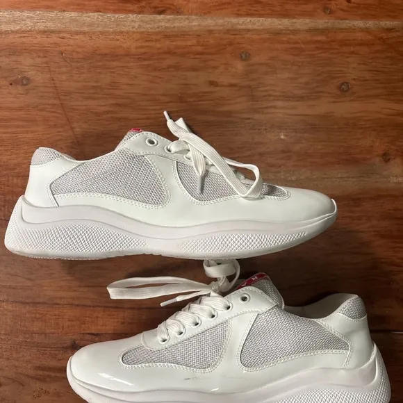 Men’s White Sneakers