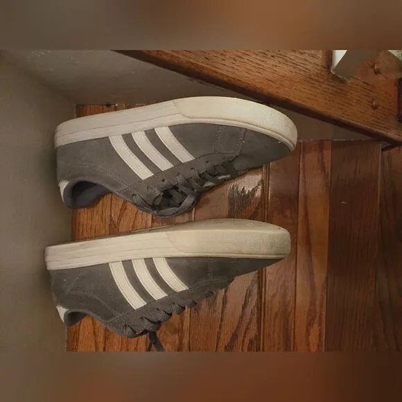 Mens' Adidas suede tennis shoes size 8