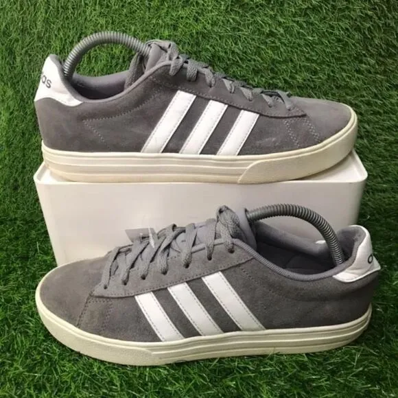 Mens' Adidas suede tennis shoes size 8