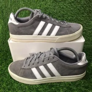 Mens' Adidas suede tennis shoes size 8