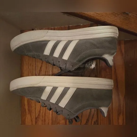 Mens' Adidas suede tennis shoes size 8