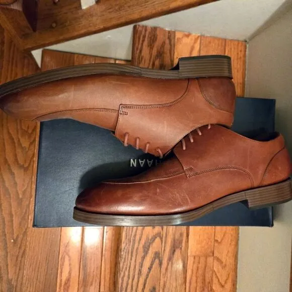 Men's Cole Haan Leather shoes  11.5