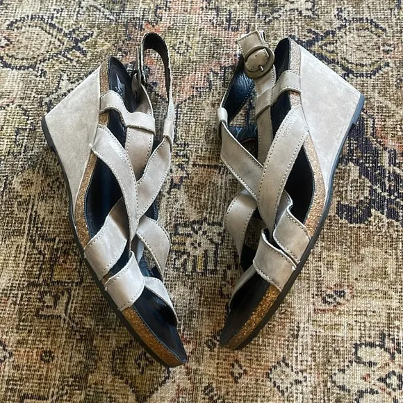 Mephisto Lolie Wedge Slingback Sandals 41 / 11 US Gray Nubuck Leather