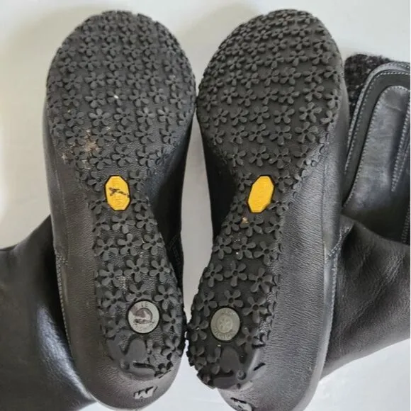 Merrell Vibram Soft Black Leather Wedge Heel Boots Wool Detail Shaft