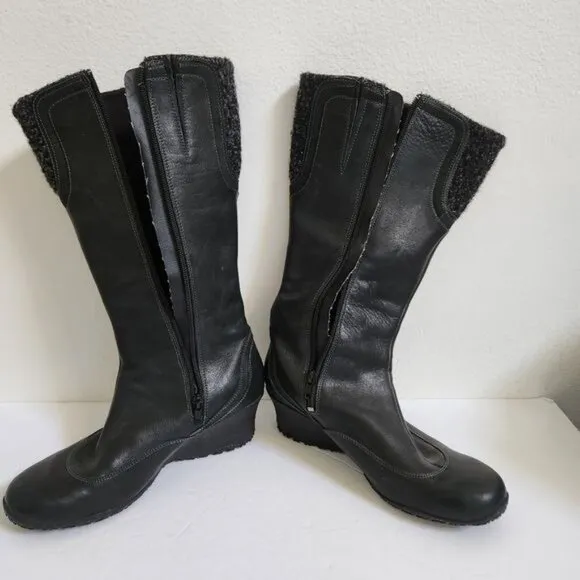 Merrell Vibram Soft Black Leather Wedge Heel Boots Wool Detail Shaft