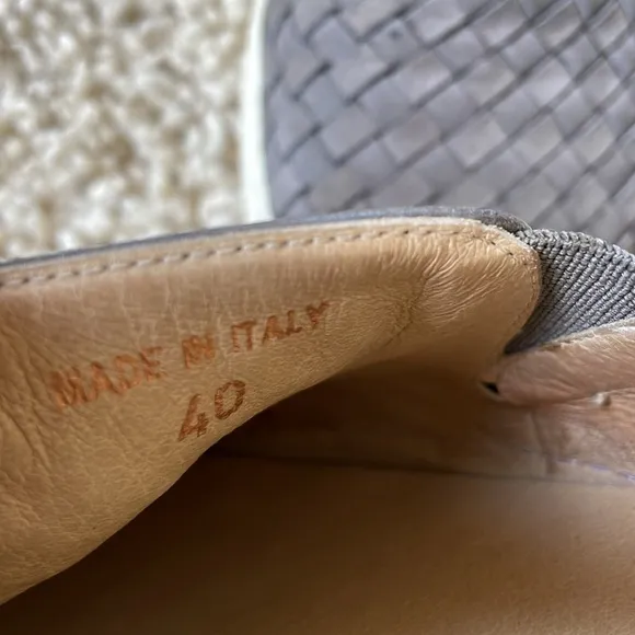 M.Gemi made in Italy stunning weave leather grey slip ons