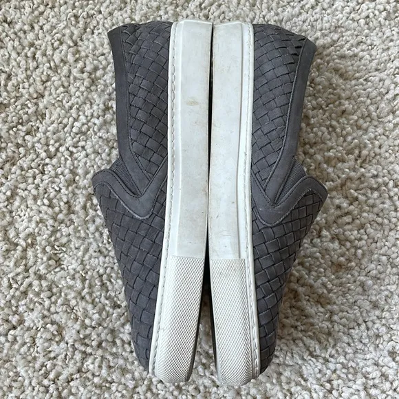 M.Gemi made in Italy stunning weave leather grey slip ons
