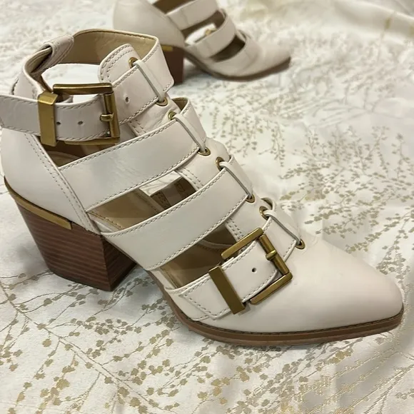 Michael Kors | Griffin Cutout Brass Detail Booties | Size 7 | 2.5” Heel