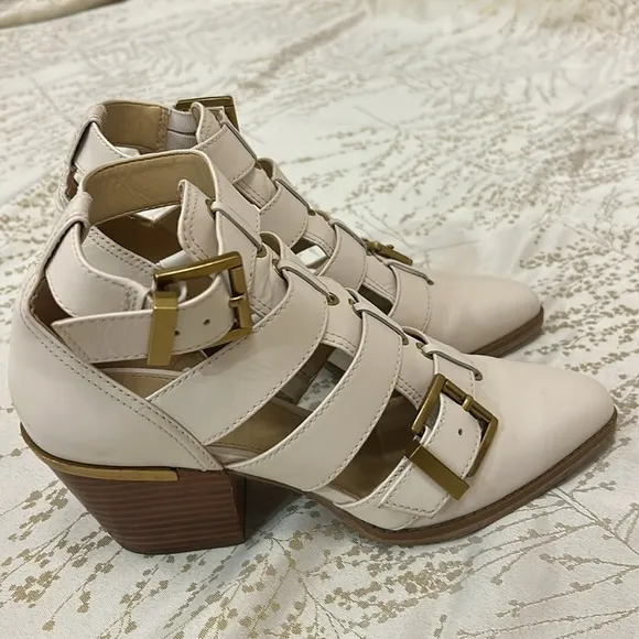 Michael Kors | Griffin Cutout Brass Detail Booties | Size 7 | 2.5” Heel